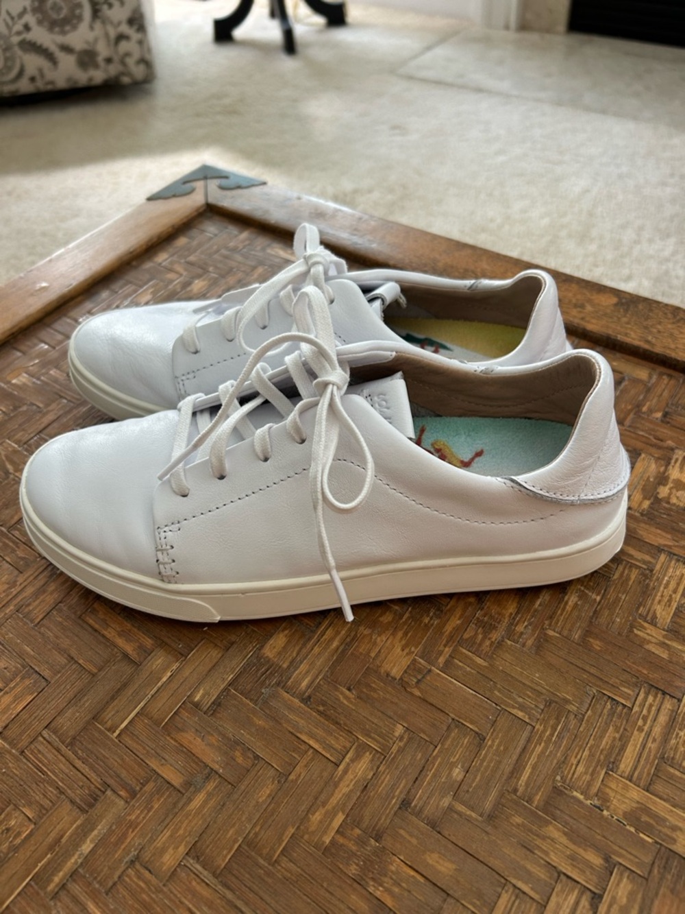 Olukai Pehuea Lil’lli Leather Low-Top Lace-Up Sneakers - Picture 6 of 12